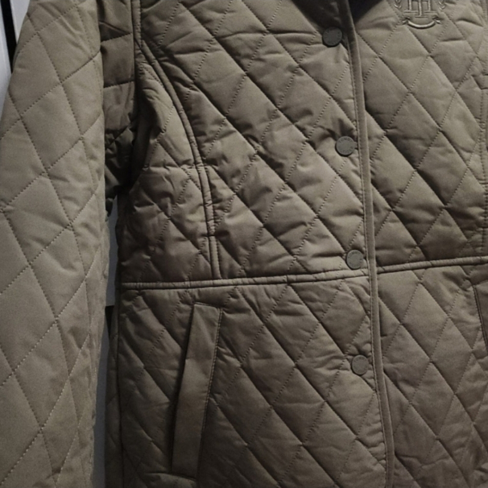 Tommy Hilfiger Ladies' Quilted Jacket NWT - Picture 6 of 6